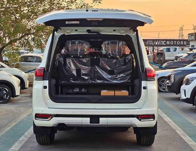 2025 Toyota Land Cruiser VX thumbnail 7