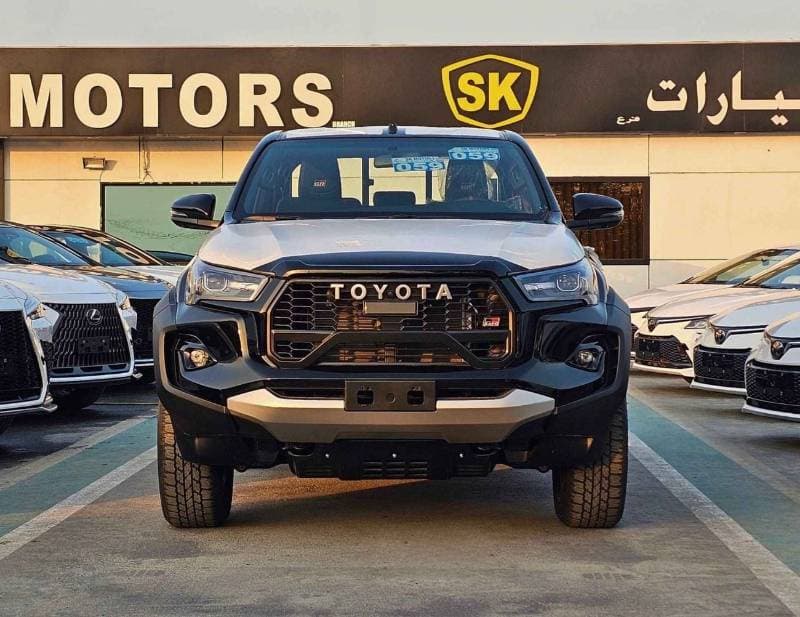 2025 Toyota Hilux GR SPORT thumbnail 2