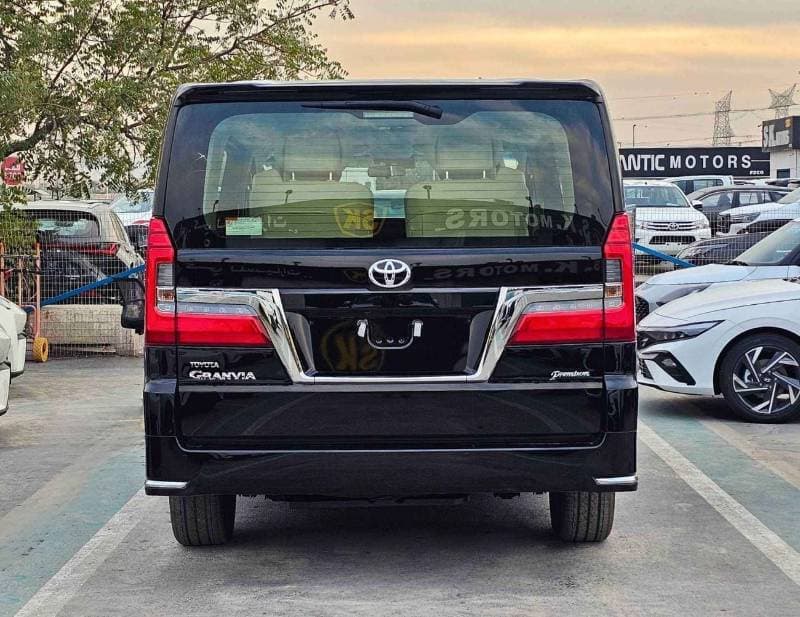 2026 Toyota Granvia PREMIUM thumbnail 4