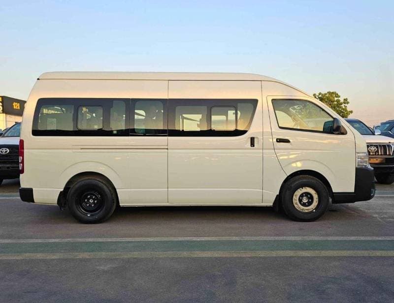 2025 Toyota Hiace DX thumbnail 2