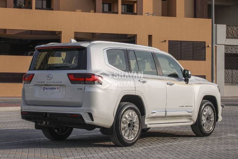 2026 Toyota Land Cruiser thumbnail 7