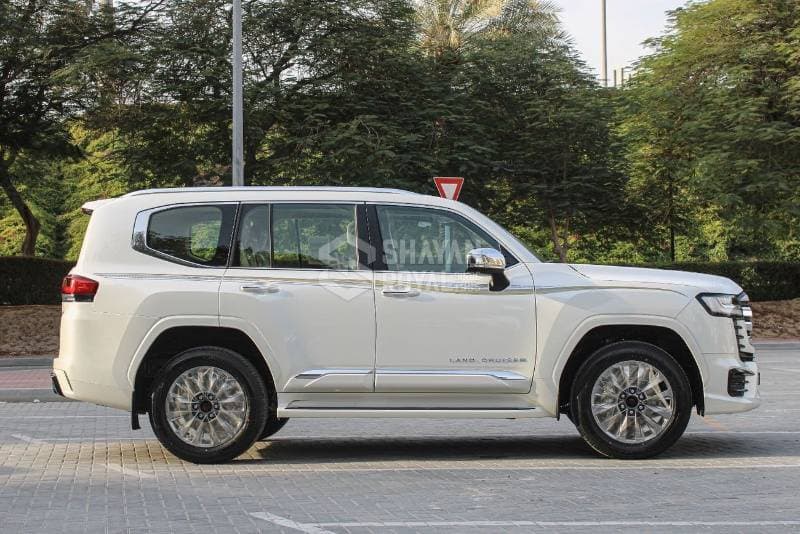 2026 Toyota Land Cruiser thumbnail 8