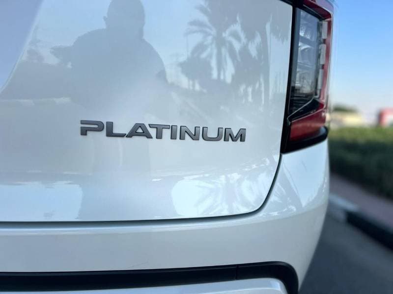 2026 Nissan Patrol LE PLATINUM CITY thumbnail 7