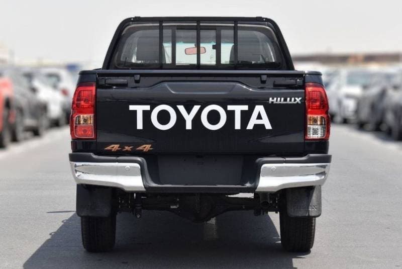 2022 Toyota Hilux SGLX thumbnail 5