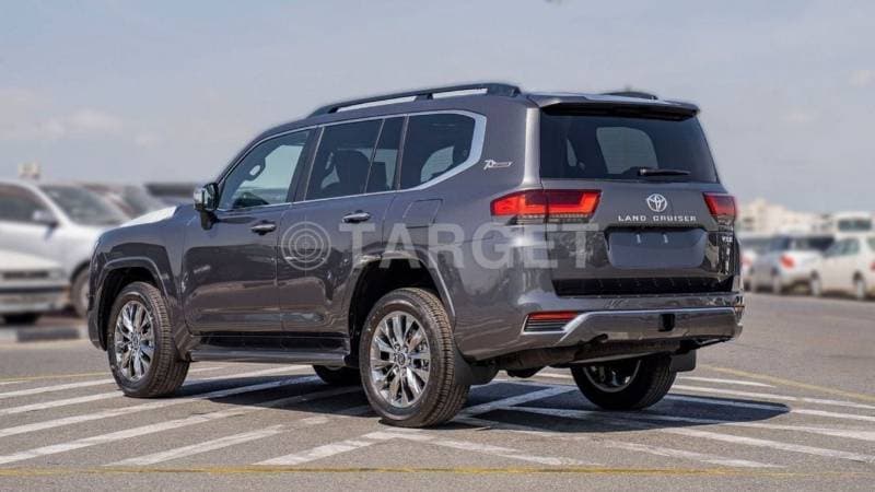 2023 Toyota Land Cruiser VXR thumbnail 5