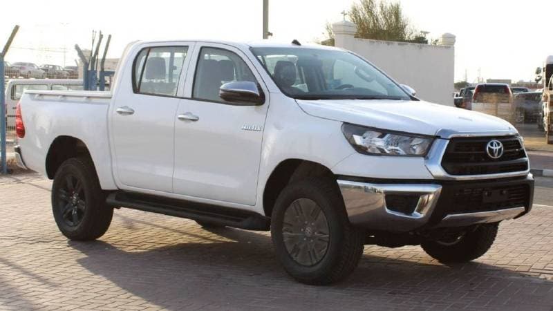 2024 Toyota Hilux GLX thumbnail 3
