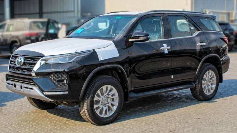 2024 Toyota Fortuner VX2