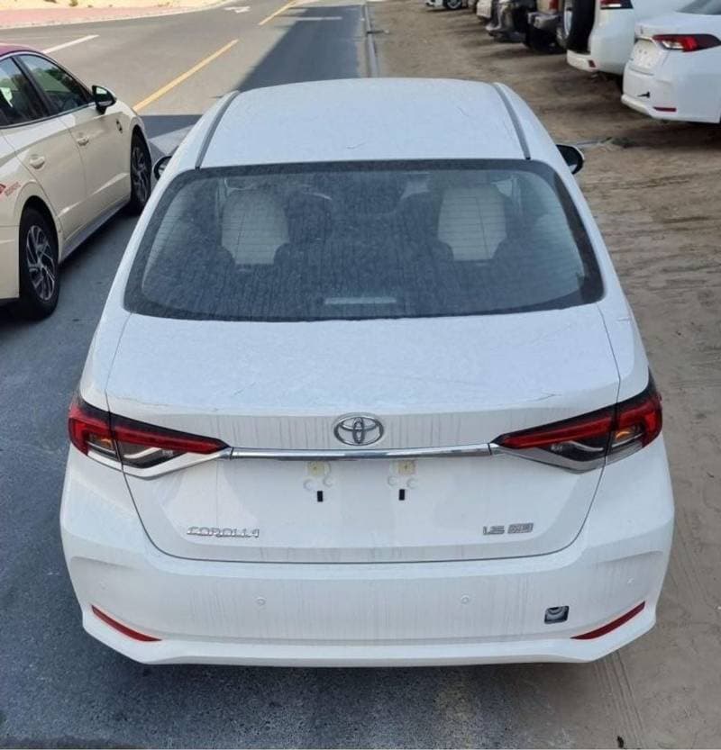 2024 Toyota Corolla XLI thumbnail 2