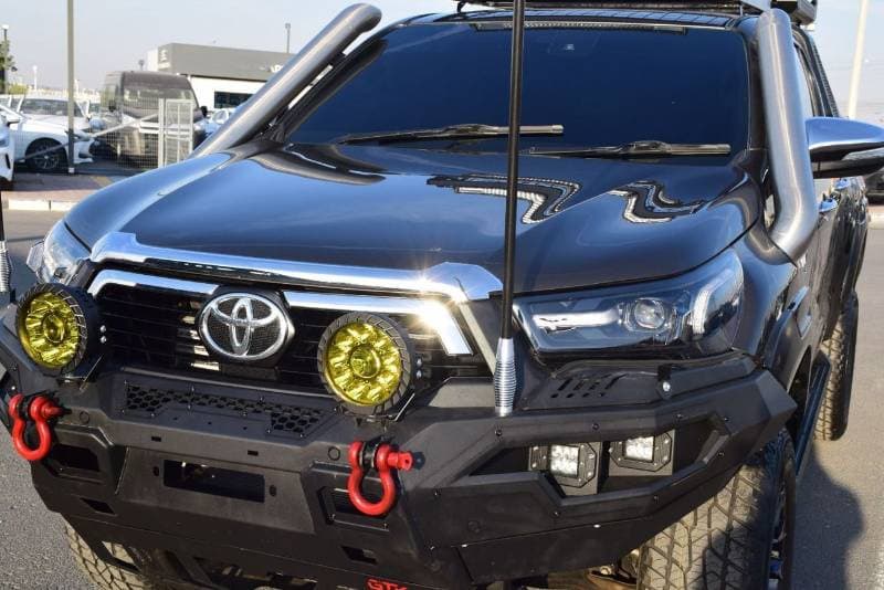 2022 Toyota Hilux thumbnail 7