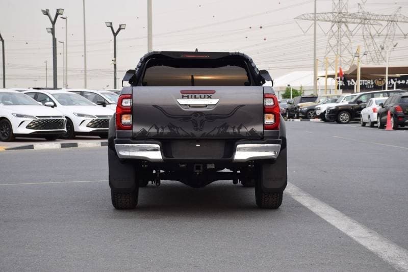 2022 Toyota Hilux GR SPORT thumbnail 5