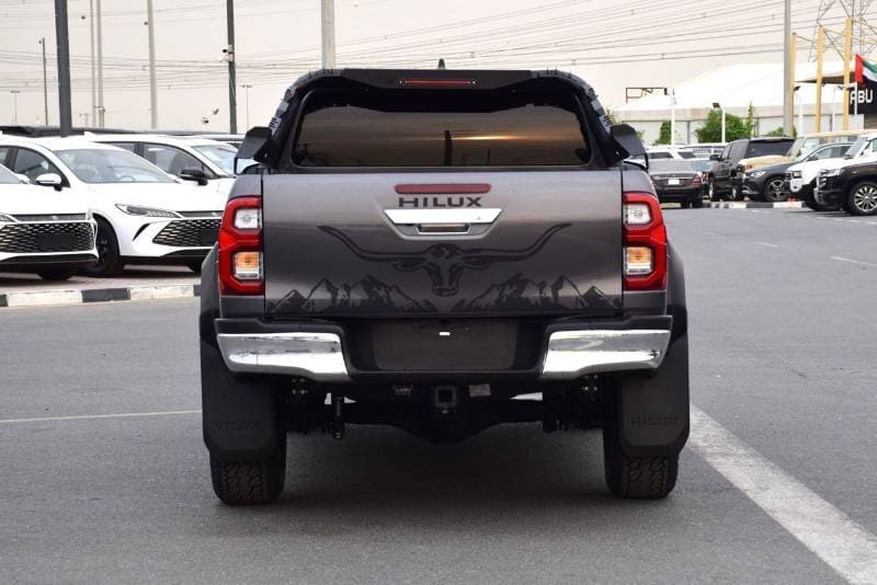 2022 Toyota Hilux GR SPORT thumbnail 8
