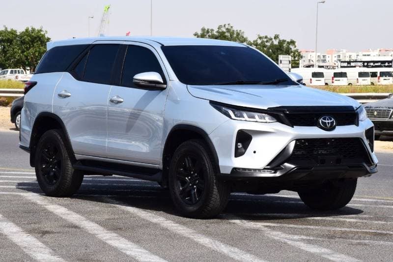 2023 Toyota Fortuner GX2 thumbnail 5