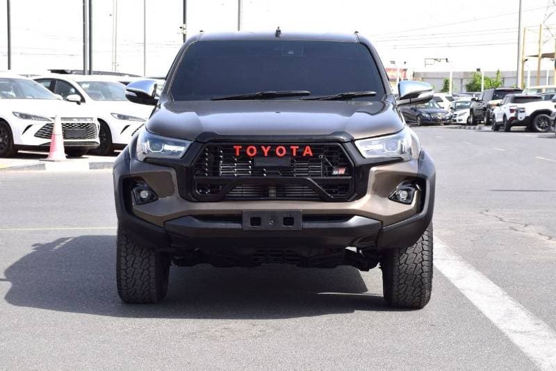 2019 Toyota Hilux thumbnail 3