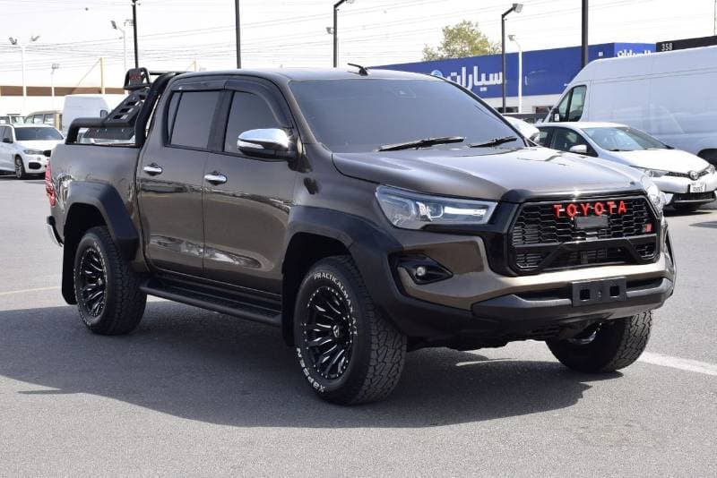 2019 Toyota Hilux thumbnail 4