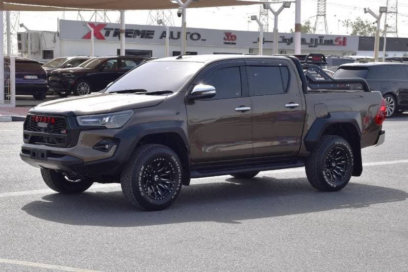 2019 Toyota Hilux thumbnail 8