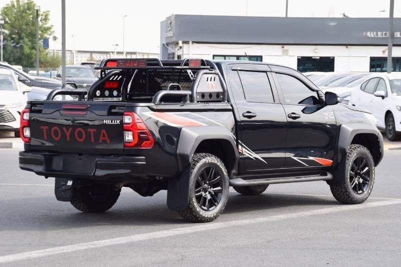 2021 Toyota Hilux SGLX thumbnail 7