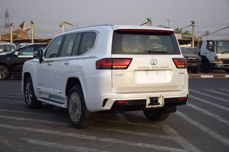 2024 Toyota Land Cruiser VXR thumbnail 5