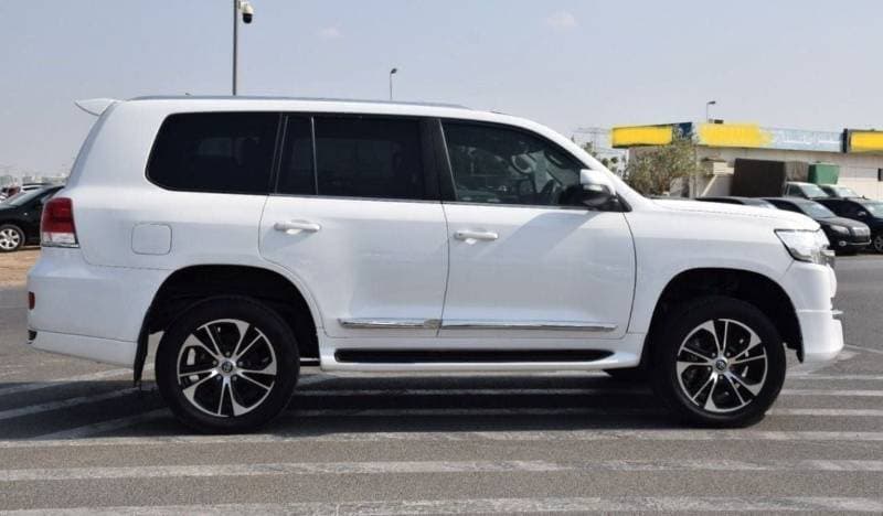 2021 Toyota Land Cruiser GXR thumbnail 5
