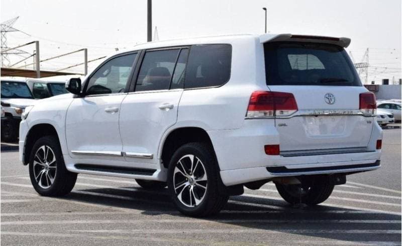 2021 Toyota Land Cruiser GXR thumbnail 6