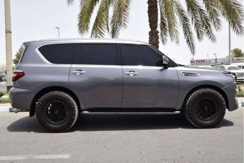 2020 Nissan Patrol LE T2 thumbnail 8