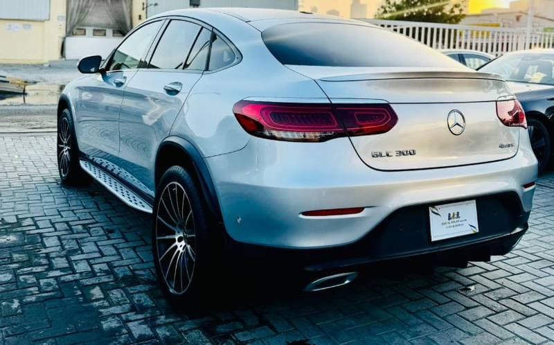 2021 Mercedes Benz GLC 300 AMG thumbnail 3