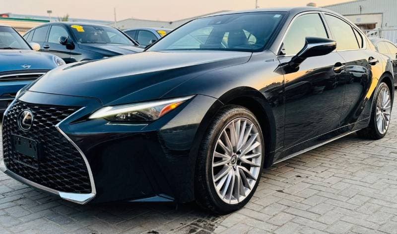 2022 Lexus IS300 AWD thumbnail 2
