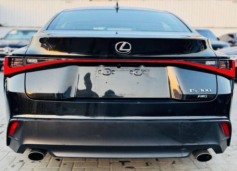 2022 Lexus IS300 AWD thumbnail 6