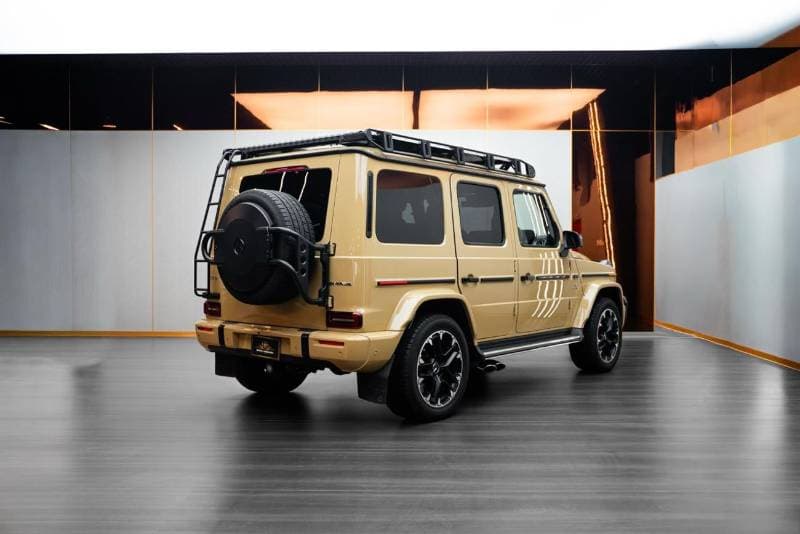 2025 Mercedes Benz G63 AMG Manufaktur , Gargash Warranty and Service Contract thumbnail 6