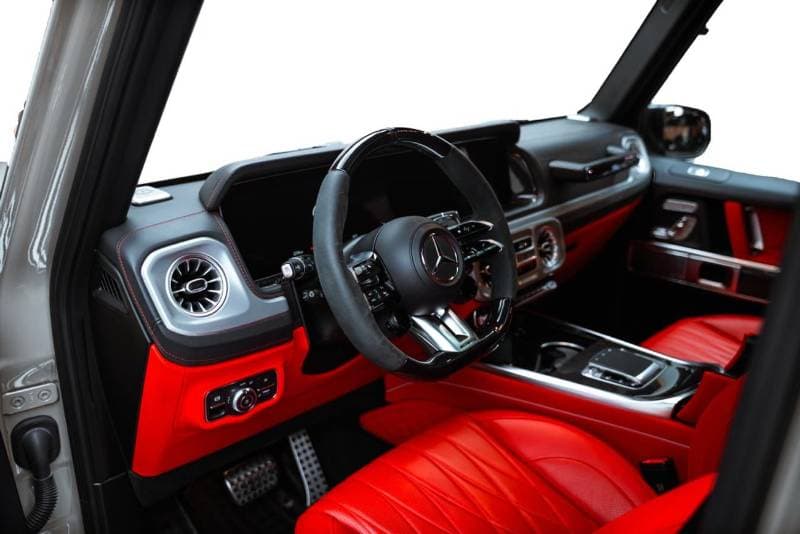 2025 Mercedes Benz G63 AMG Manufaktur , Gargash Warranty and Service Contract thumbnail 8