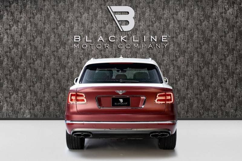 2019 Bentley Bentayga STANDARD thumbnail 4