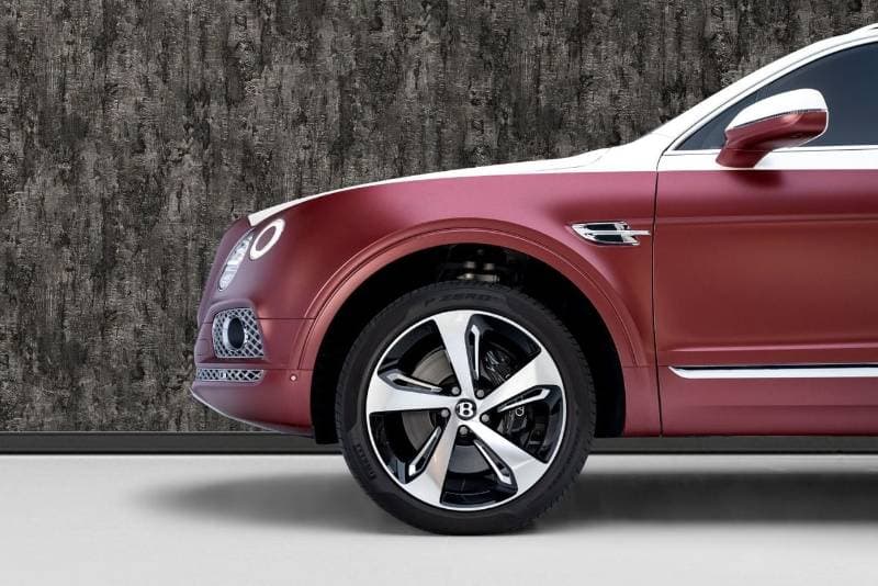 2019 Bentley Bentayga STANDARD thumbnail 6