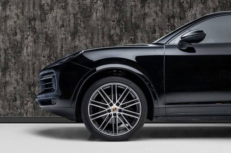 2020 Porsche Cayenne STANDARD thumbnail 6