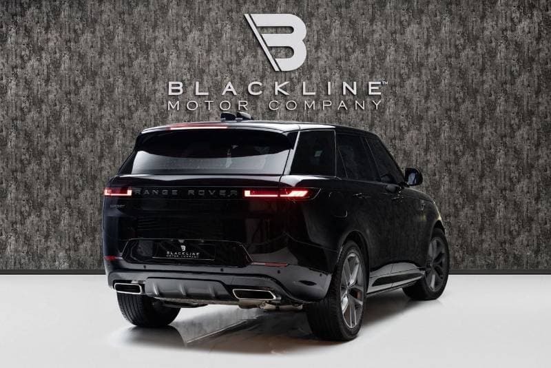 2025 Land Rover Range Rover Sport DYNAMIC SE P360 thumbnail 3