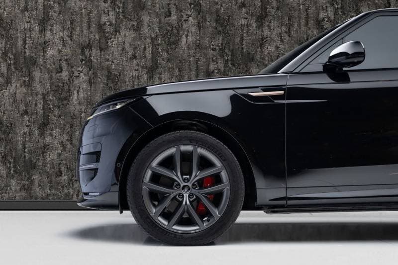 2025 Land Rover Range Rover Sport DYNAMIC SE P360 thumbnail 6