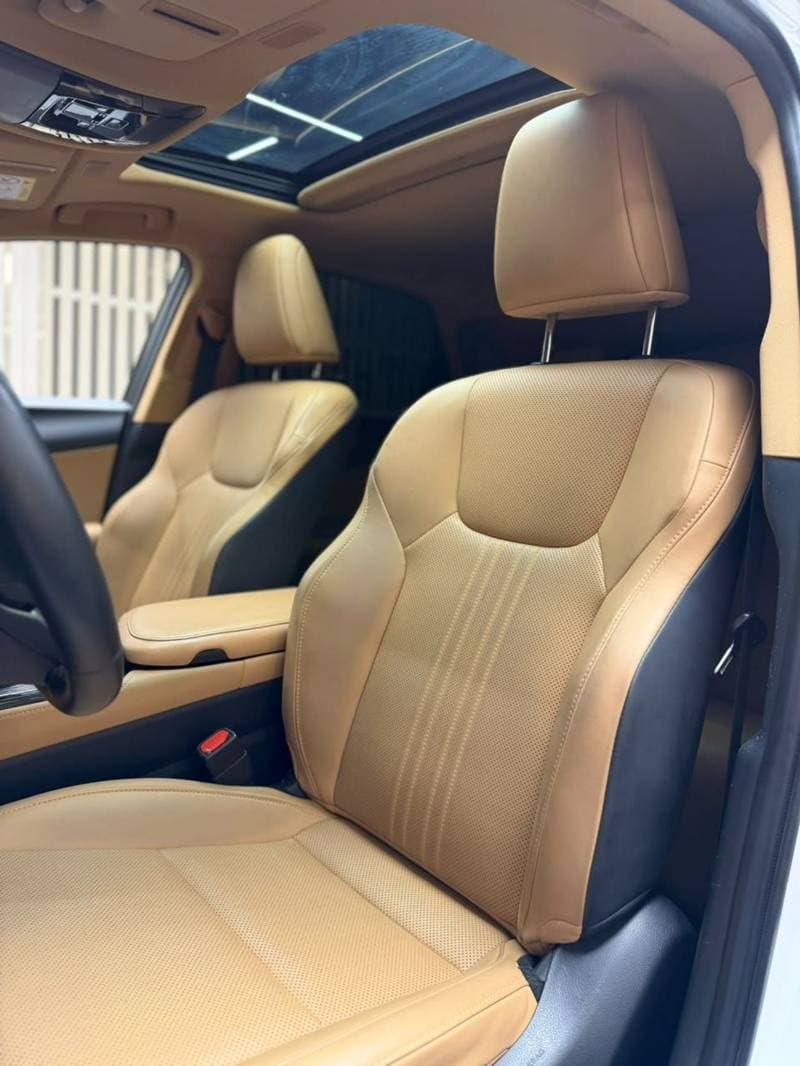 2025 Lexus NX350 PREMIER thumbnail 6
