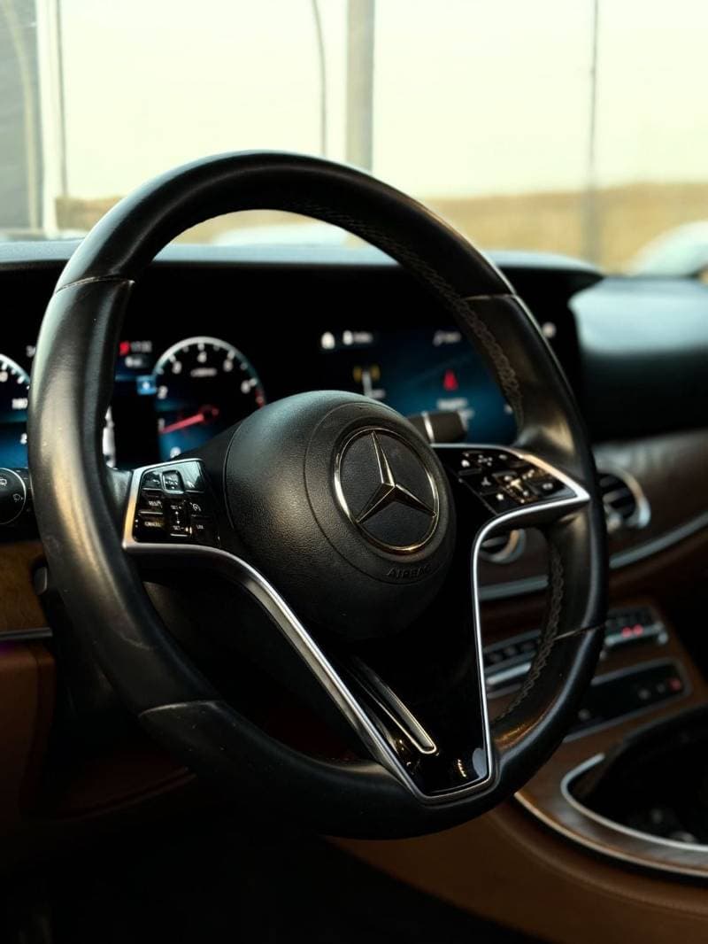 2021 Mercedes Benz E200 PREMIUM thumbnail 7