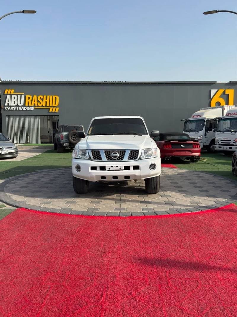 2010 Nissan Patrol SAFARI thumbnail 5