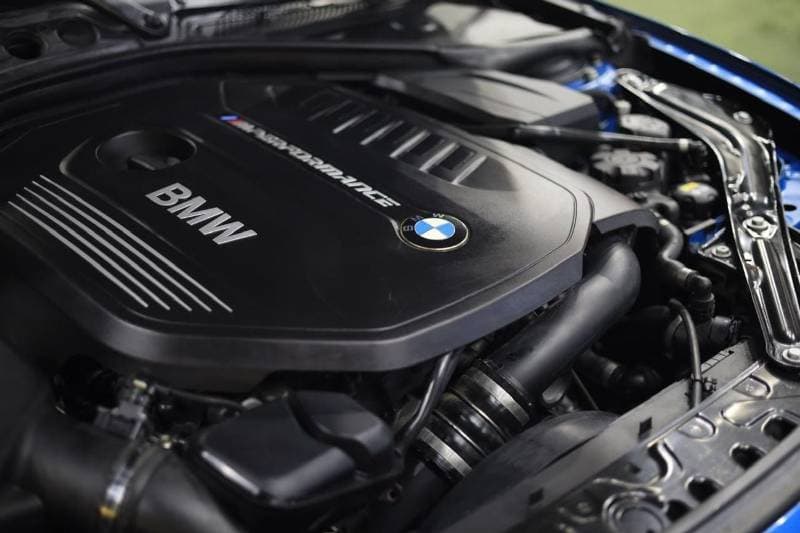 2020 BMW M2 COMPETITION thumbnail 6