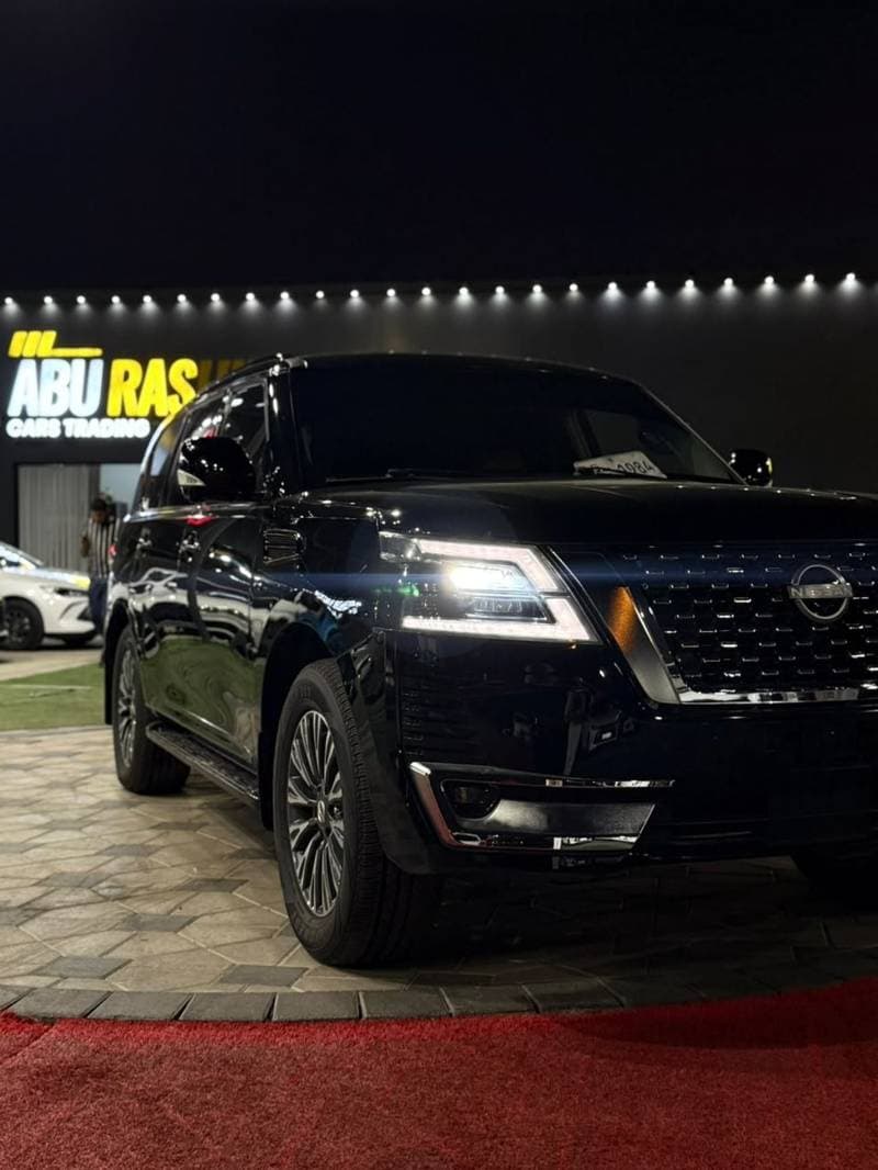 2015 Nissan Patrol LE PLATINUM CITY thumbnail 5