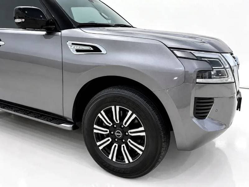 2023 Nissan Patrol XE thumbnail 4