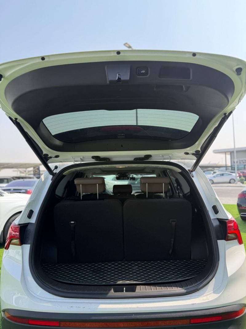 2022 Hyundai Santa Fe PREMIUM PLUS thumbnail 5