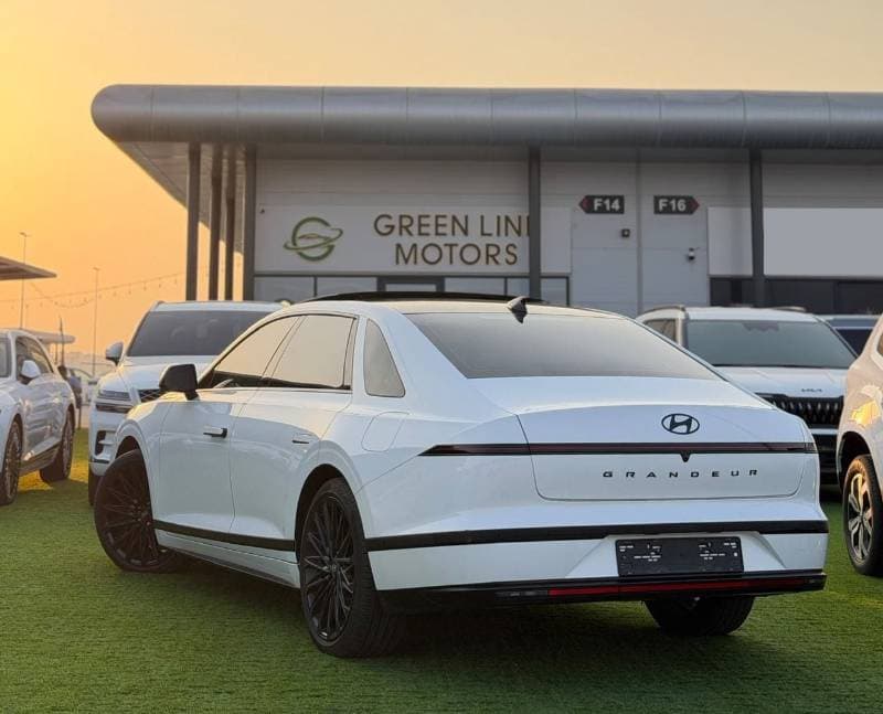 2024 Hyundai Grandeur Calligraphy thumbnail 2