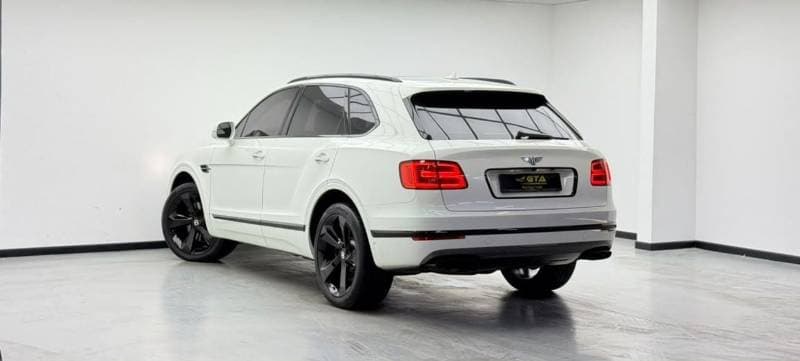 2018 Bentley Bentayga SIGNATURE thumbnail 6