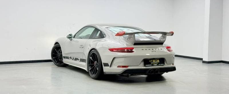 2018 Porsche 911 GT3 thumbnail 6