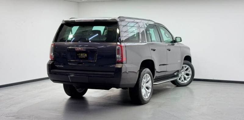 2016 GMC Yukon SLT thumbnail 4