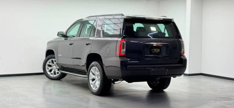 2016 GMC Yukon SLT thumbnail 6
