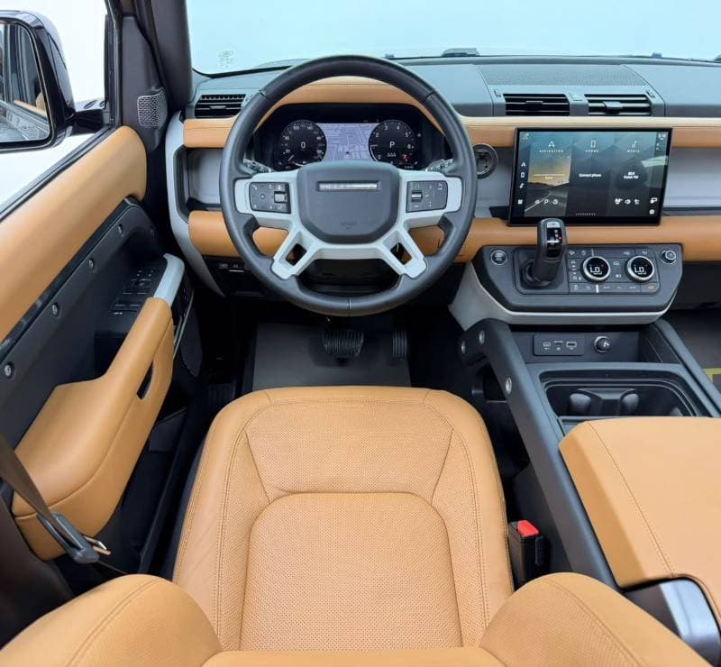 2024 Land Rover Defender 110 HSE P400 thumbnail 8