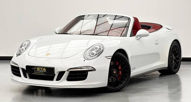 2015 Porsche 911 CARRERA 4GTS