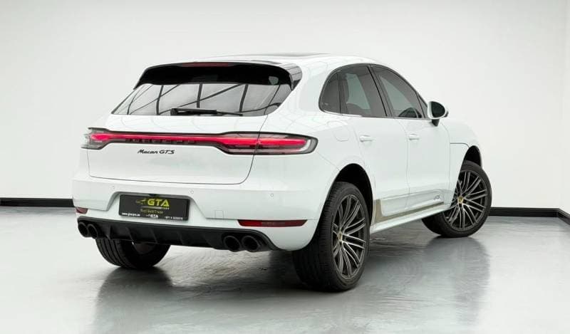 2020 Porsche Macan GTS thumbnail 4