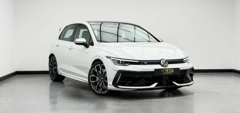2025 Volkswagen Golf R thumbnail 3